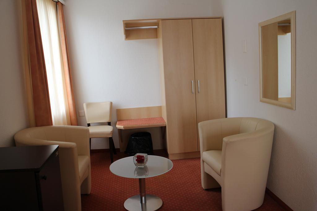 Hotel Rigi Vitznau Zimmer foto